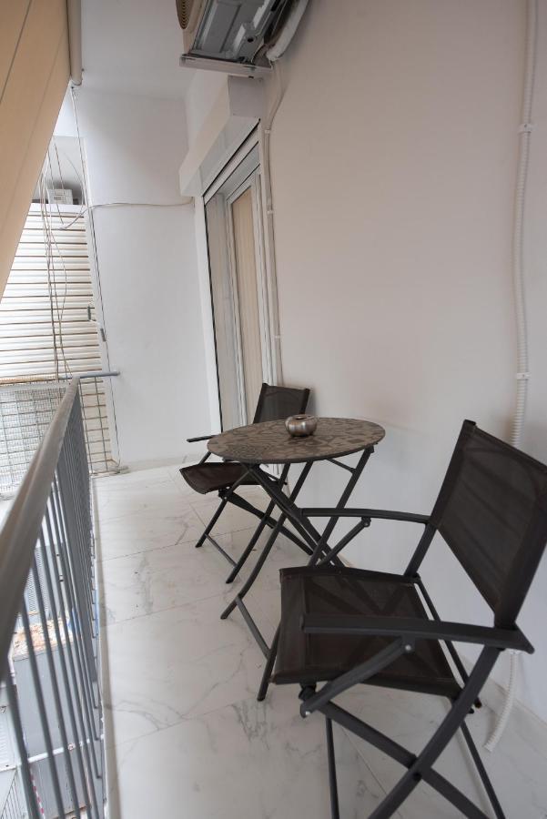 Medluxe Cozy Apartment! Atenas Exterior foto